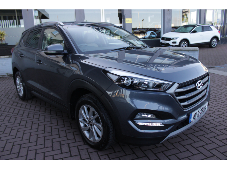 2018 Hyundai Tucson - image 2