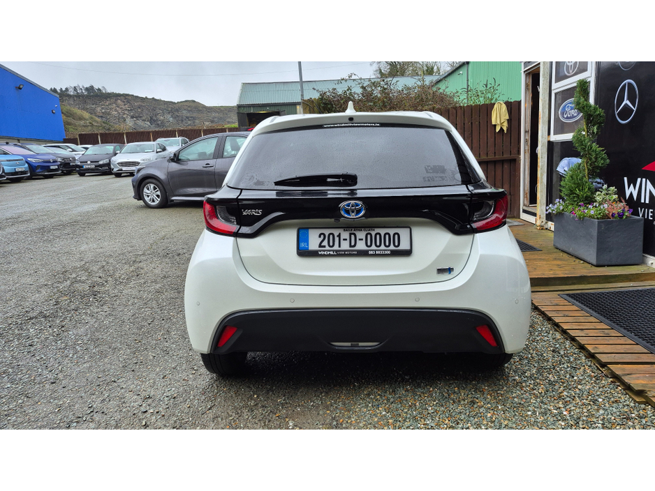 2020 Toyota Yaris X-pack Hybrid Automatic €14,950