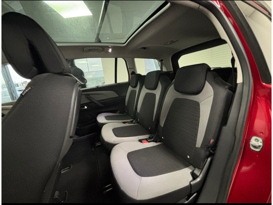 2016 Citroen C4 Picasso - image 12