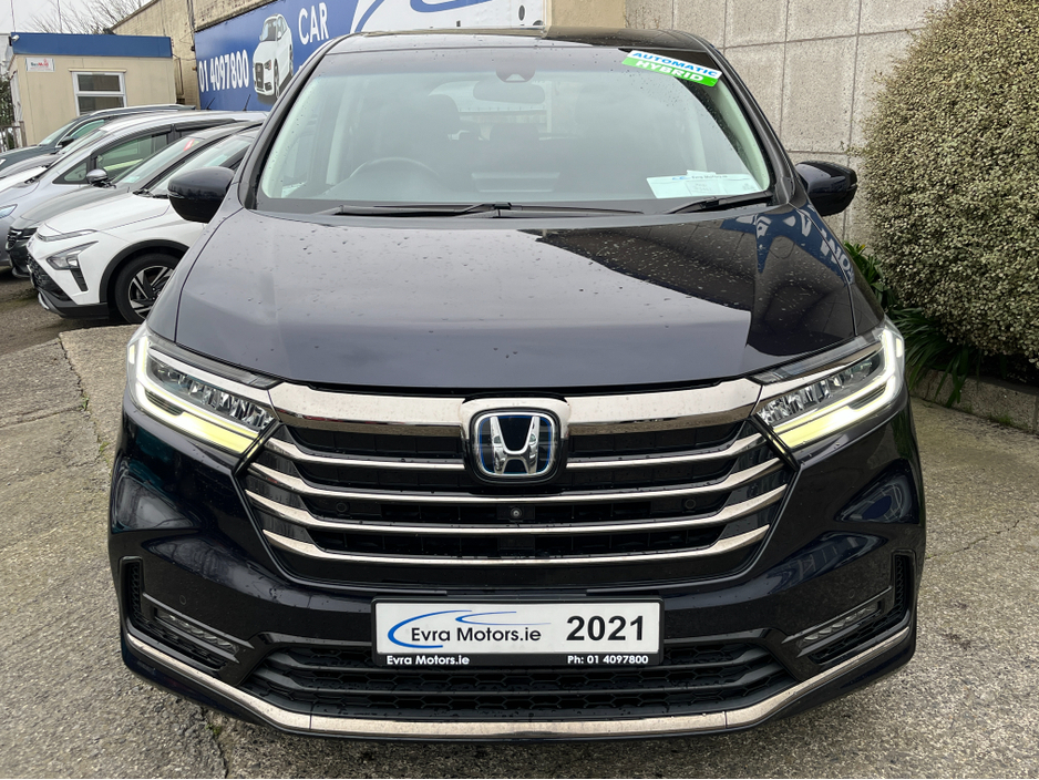 2021 Honda Odyssey - image 2