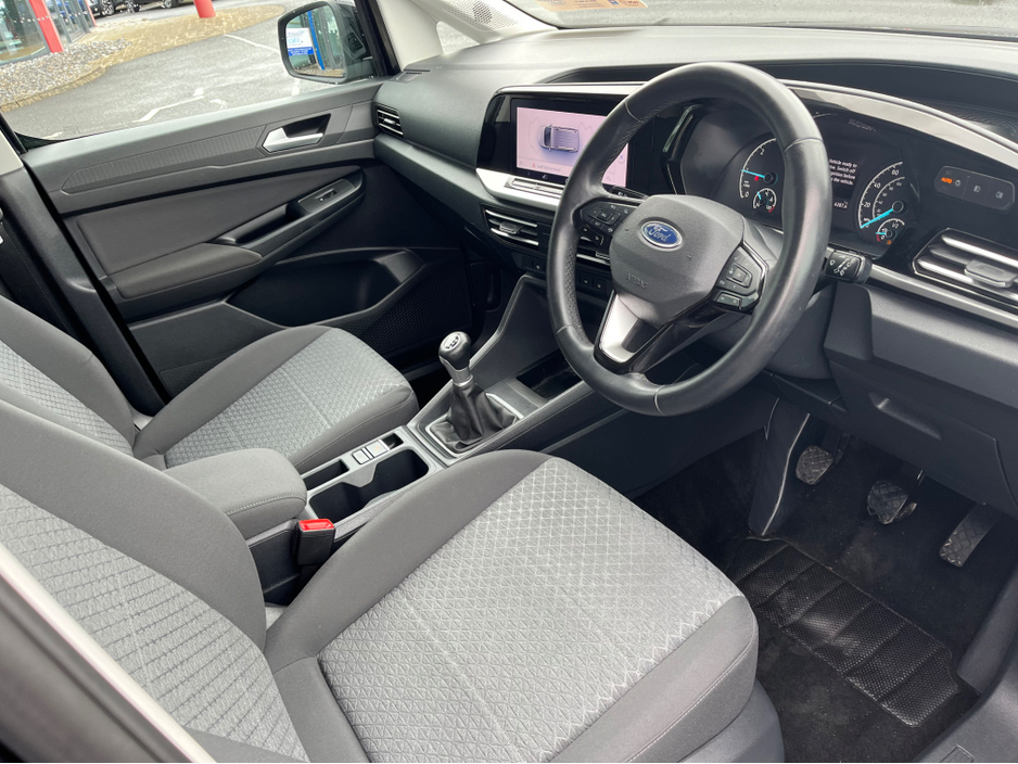 2023 Ford Tourneo Connect Wheelchair Accessible Taxi Spec €43,950