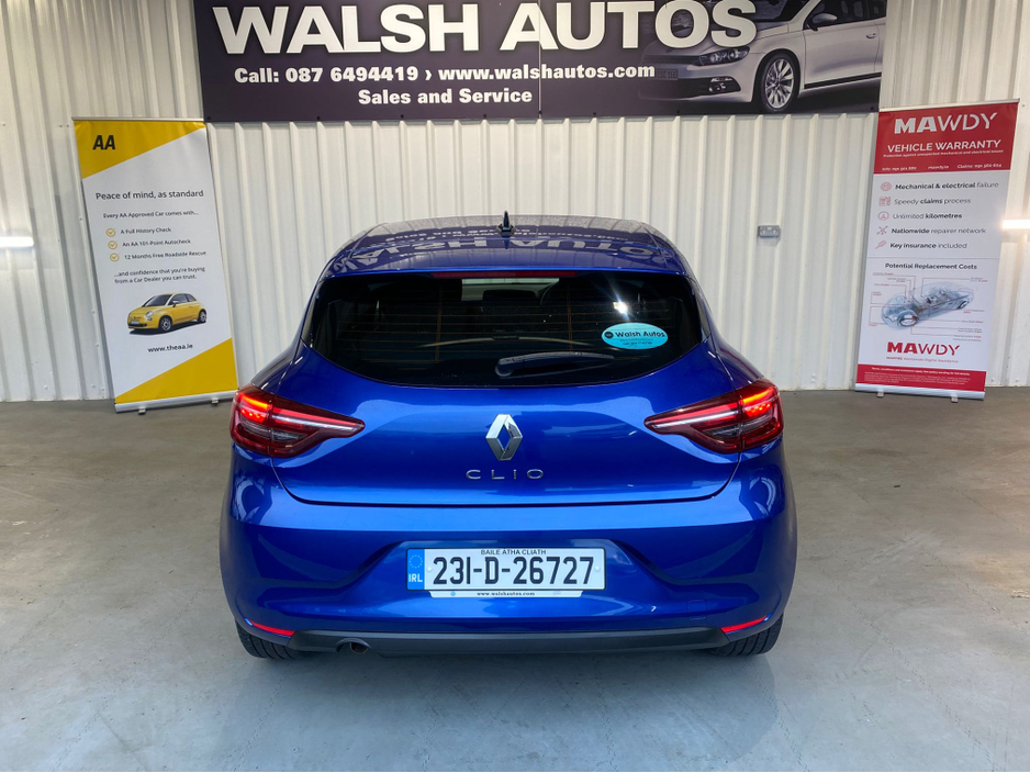 2023 Renault Clio - image 10