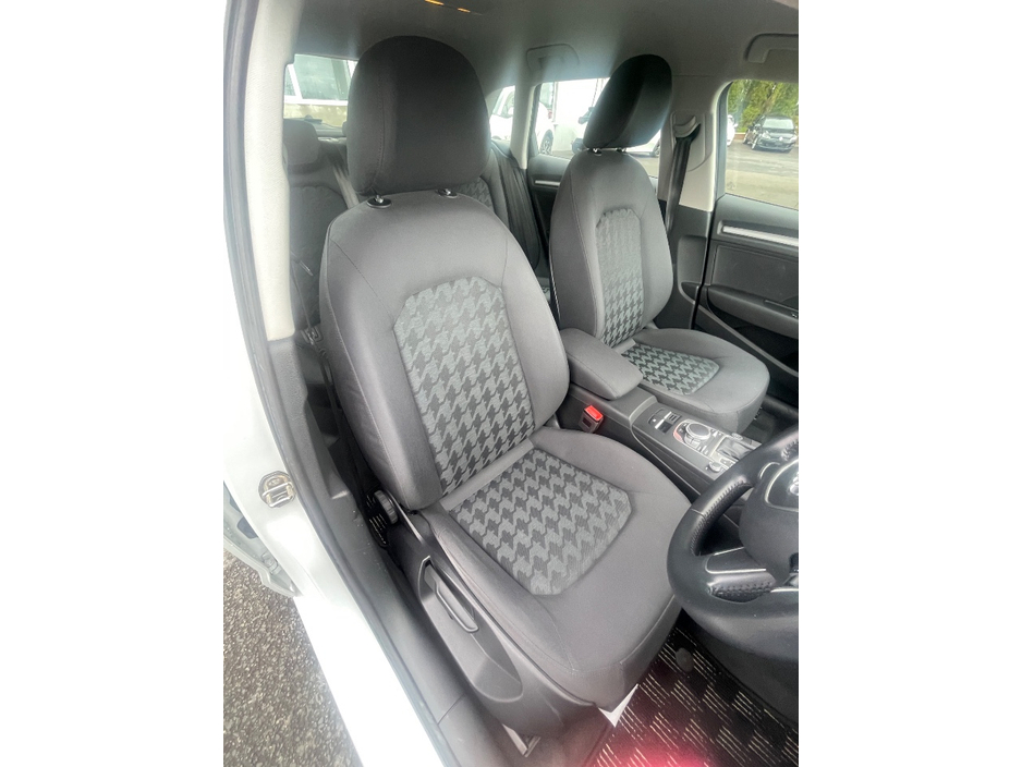 2016 Audi A3 - image 12