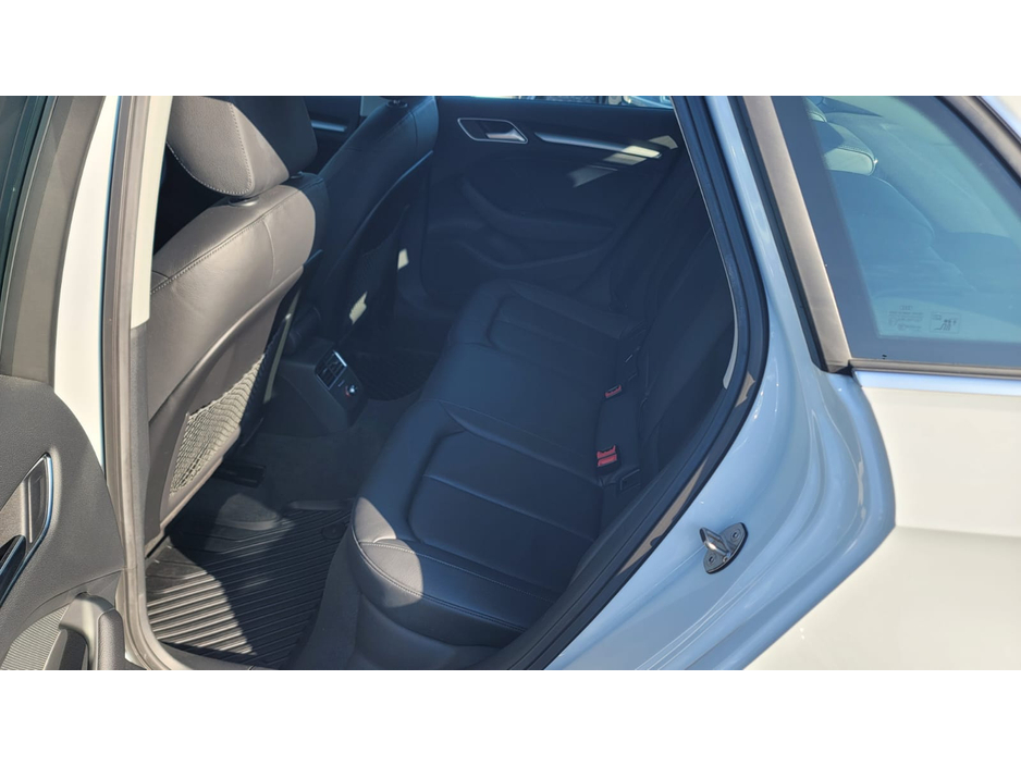 2015 Audi A3 - image 14