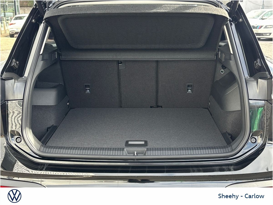 2026 Volkswagen Tiguan - image 10