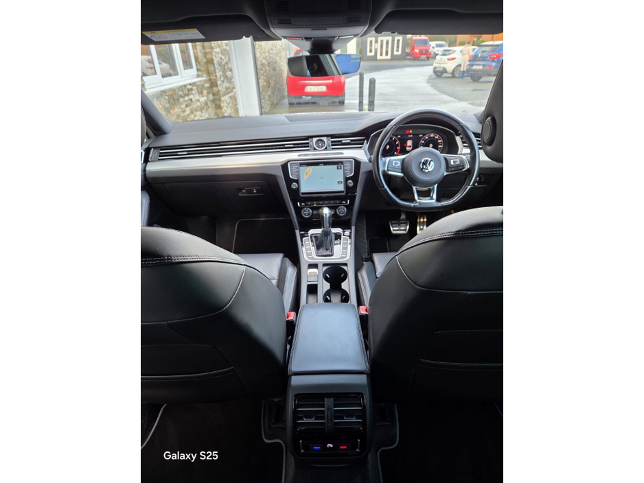 2017 Volkswagen Passat  €19,950