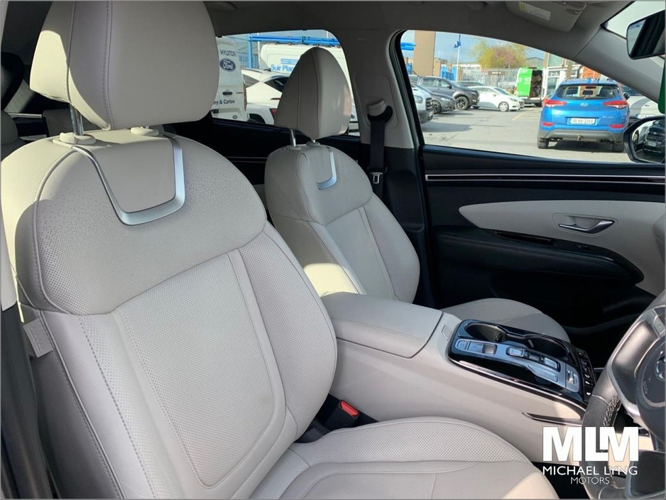 2022 Hyundai Tucson - image 12