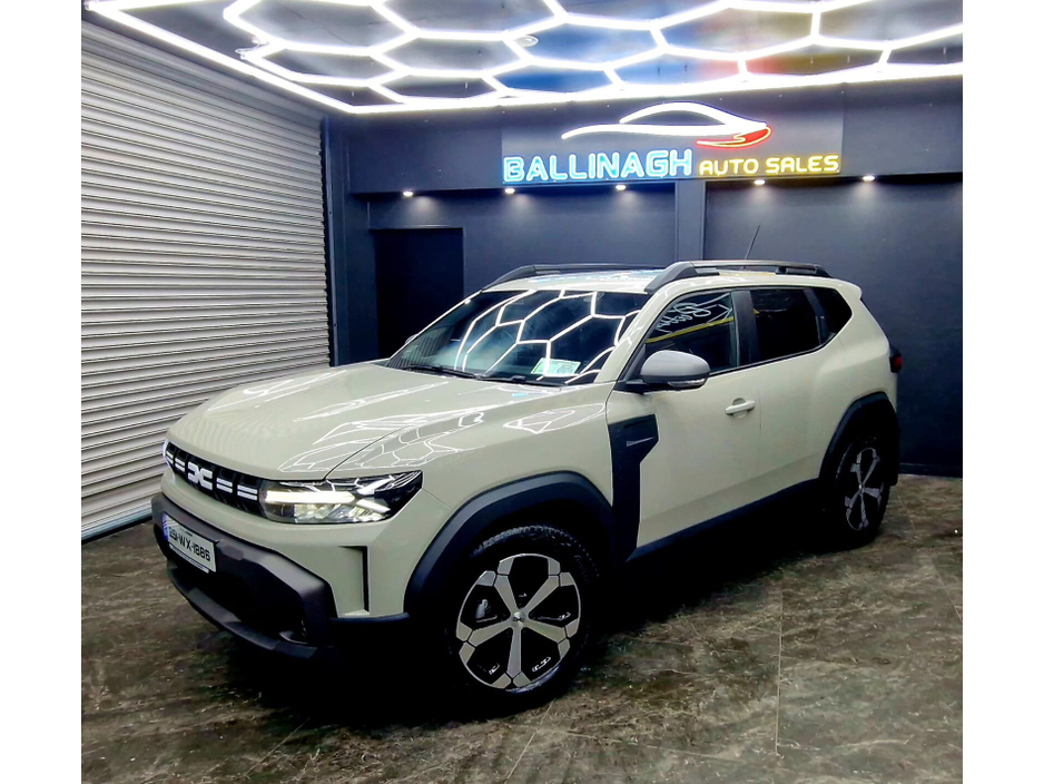 2025 Dacia Duster - image 8