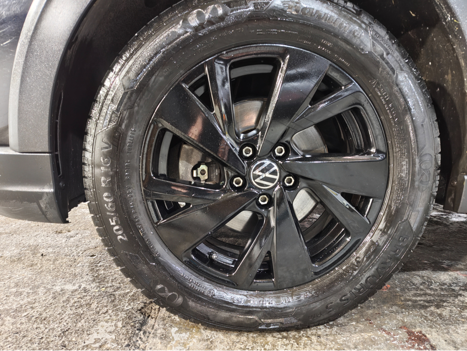 2022 Volkswagen Taigo LIFE 1.0 TSI 110HP D7F 5 5DR AUTO €19,995