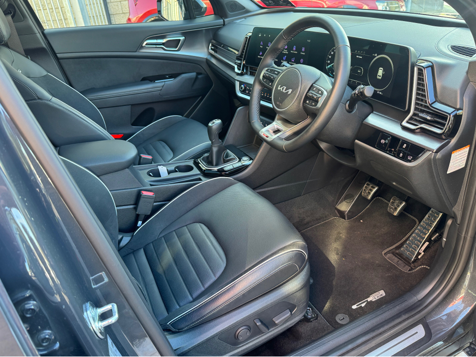 2024 Kia Sportage - image 14