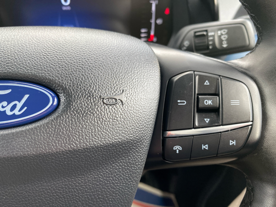 2025 Ford Courier Active 1.5 100BHP... Huge spec