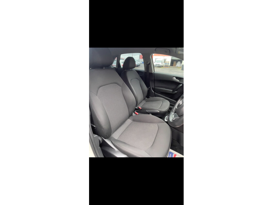 2016 Audi A1 - image 8