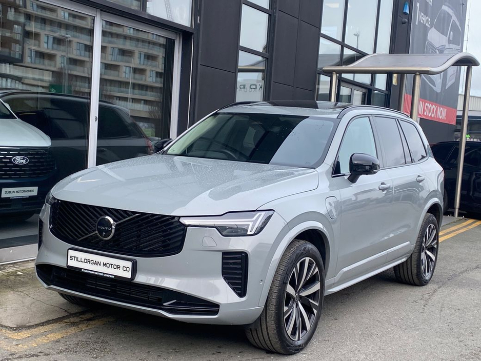 2025 Volvo XC90 T8 Dark Plus AWD Auto (PHEV) €78,900