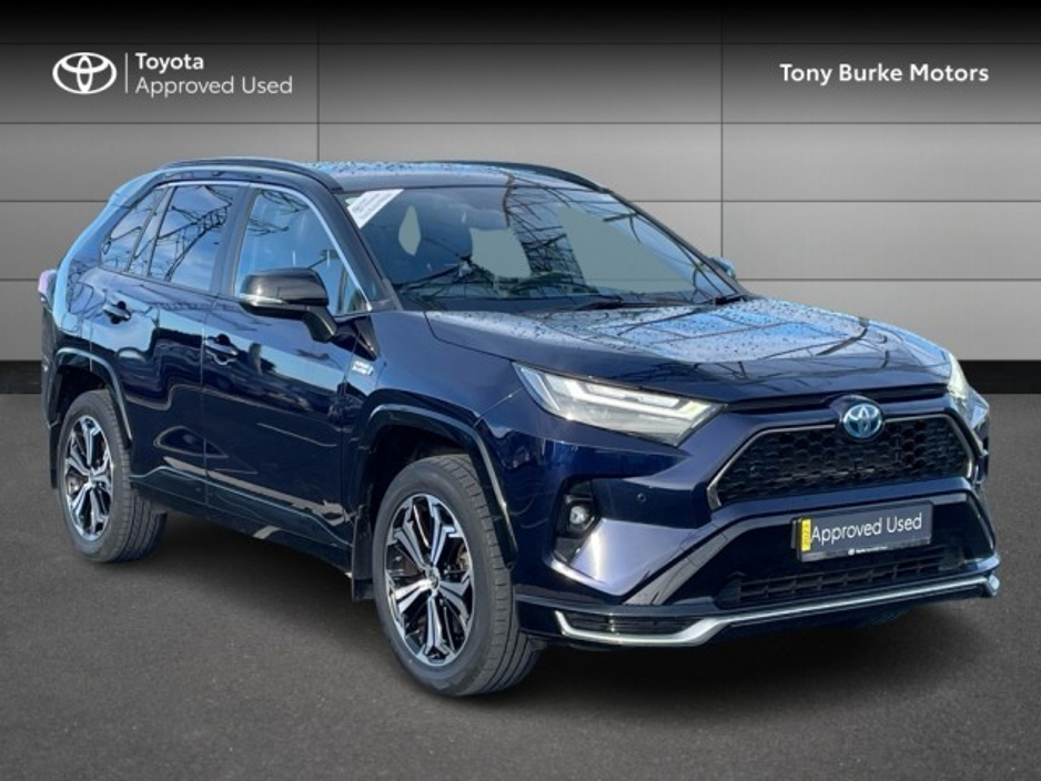 2023 Toyota Rav4 - SPORT Edition - 2.5 Plug In Hybrid - PHEV - Automatic // Remote Central Locking // Front Electric Windows // Rear Electric Windows // Electric Mirrors // Finger Tip Stereo Controls €43,999
