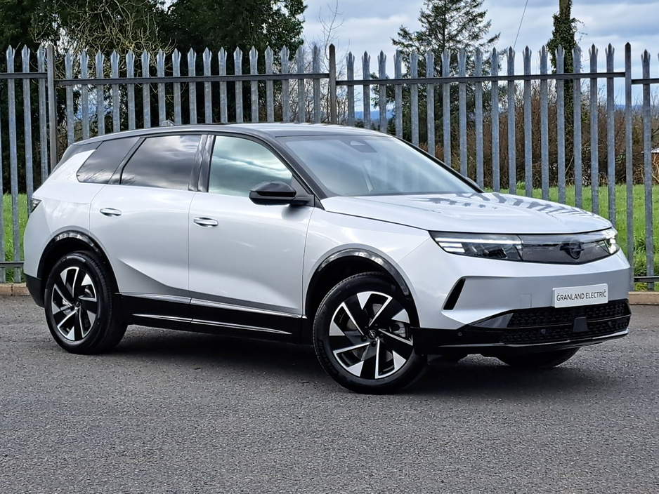 2026 Opel Grandland - image 3