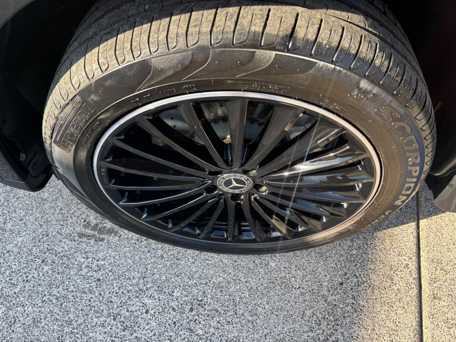 2024 Mercedes-Benz GLC Class - image 7