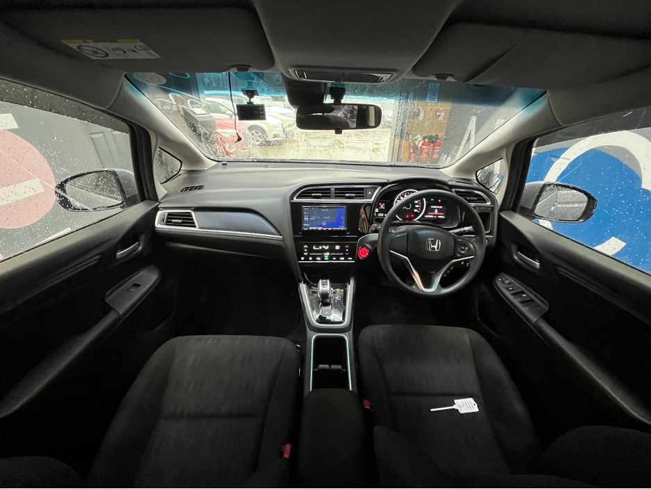 2022 Honda Shuttle €17950 2022 HONDA SHUTTLE HYBRID SENSING 1.5 AUTOMATIC / CRUISE CONTROL / REVERSE CAMERA AND MORE €17,950