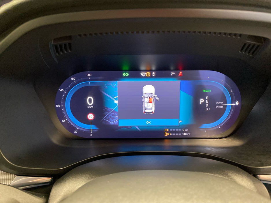 2024 Volvo XC60 - image 16