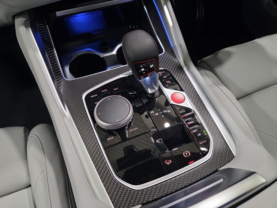 2026 BMW XM - image 10