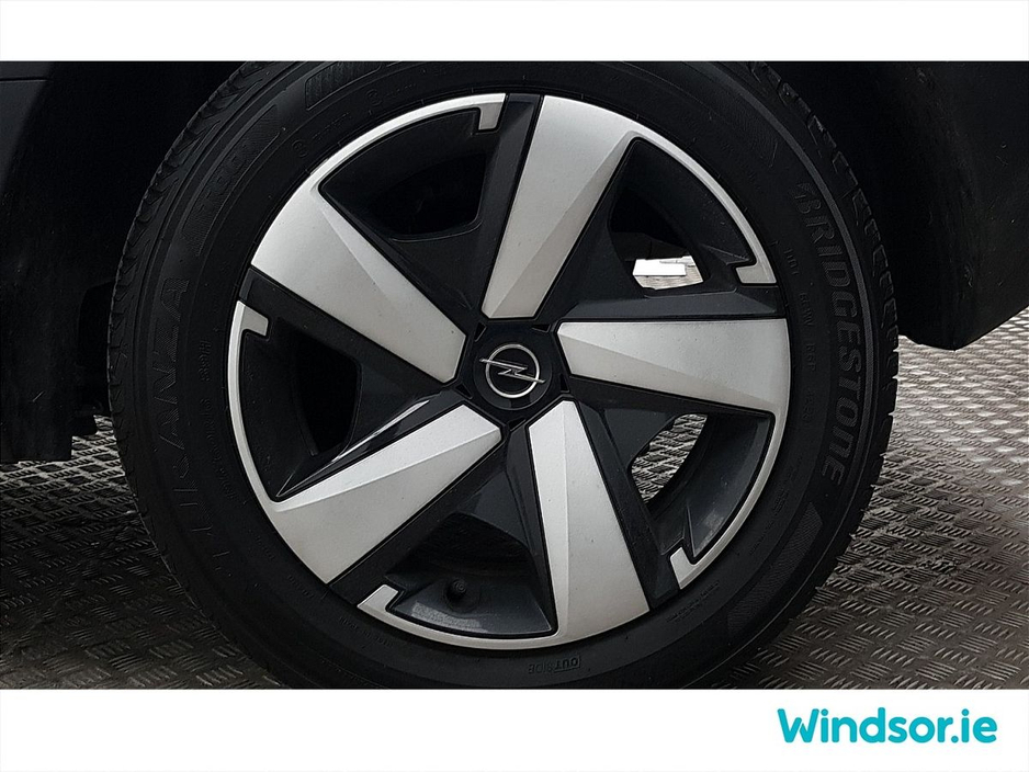 2025 Opel Crossland Crossland SC 1.2 6 Speed €24,995