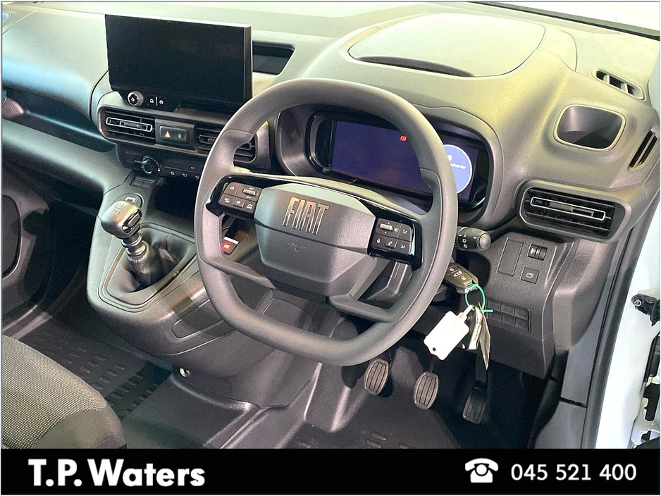 2026 Fiat Doblo - image 2