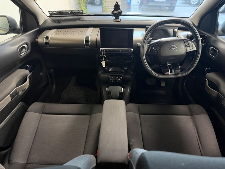 2018 Citroen C4 Cactus - image 6