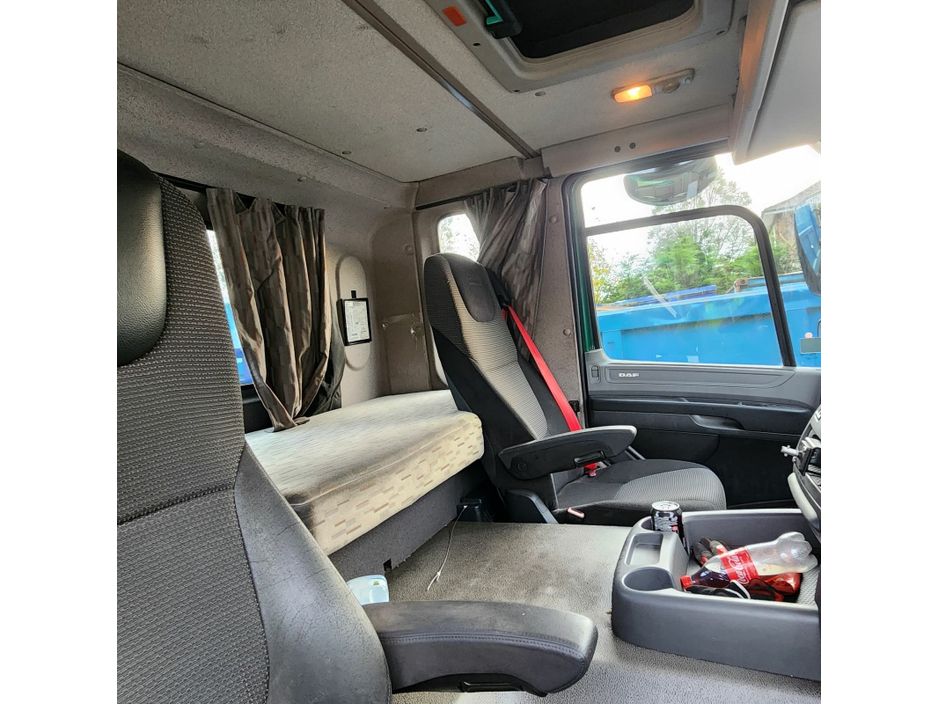 2017 DAF CF - image 6