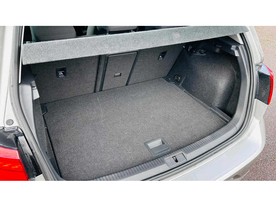 2019 Volkswagen Golf NCT '27 ++ AUTOMATIC PETROL ++WITH REVERSE CAMERA €20,450