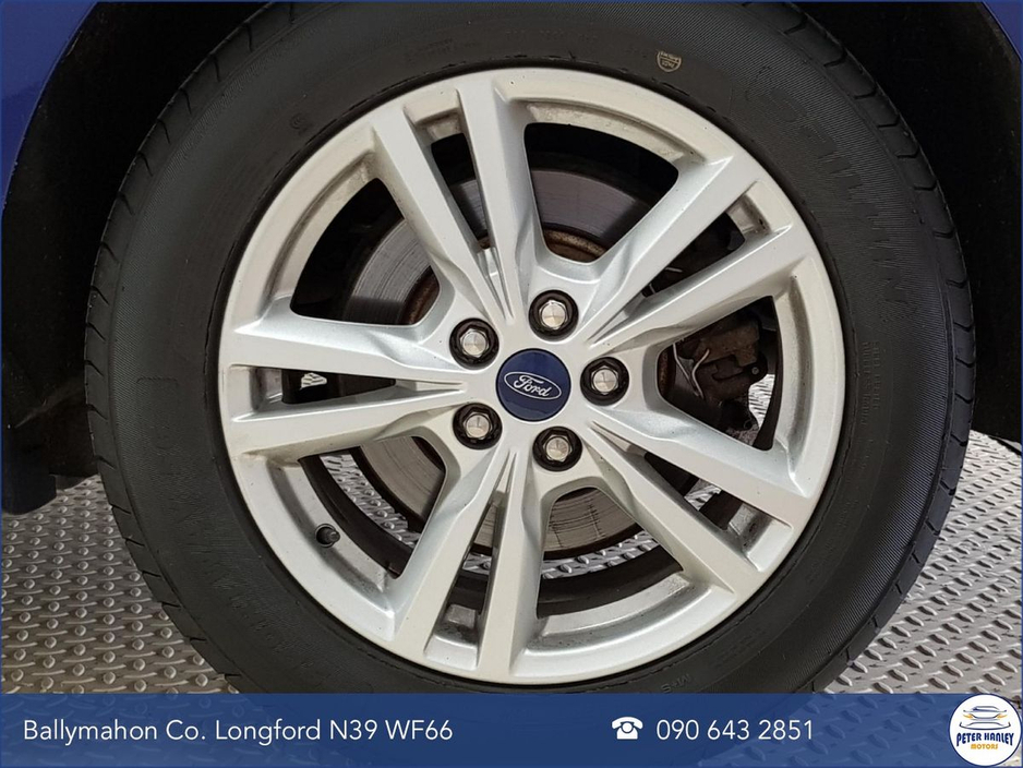 2017 Ford S-Max - image 25