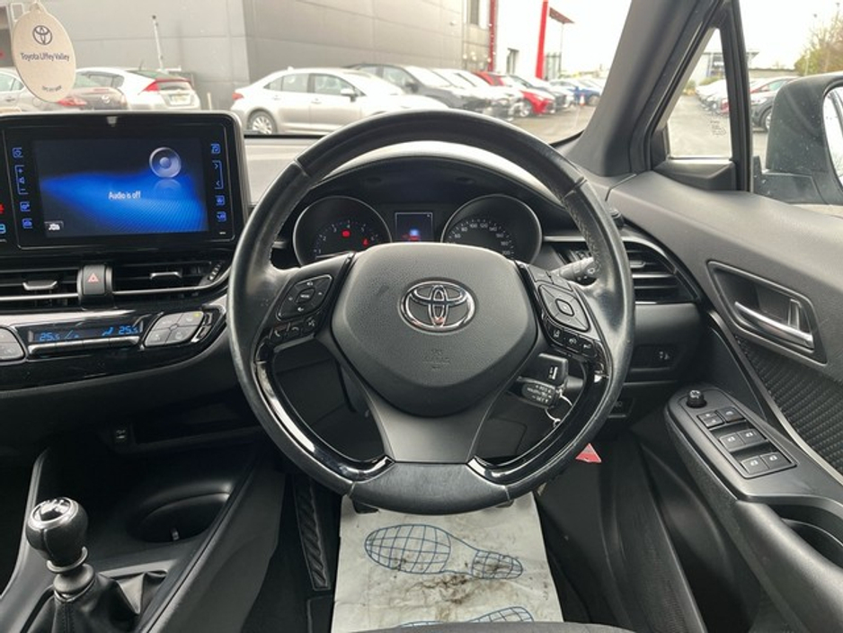 2017 Toyota C-HR C-HR 1.2T LUNA €17,950