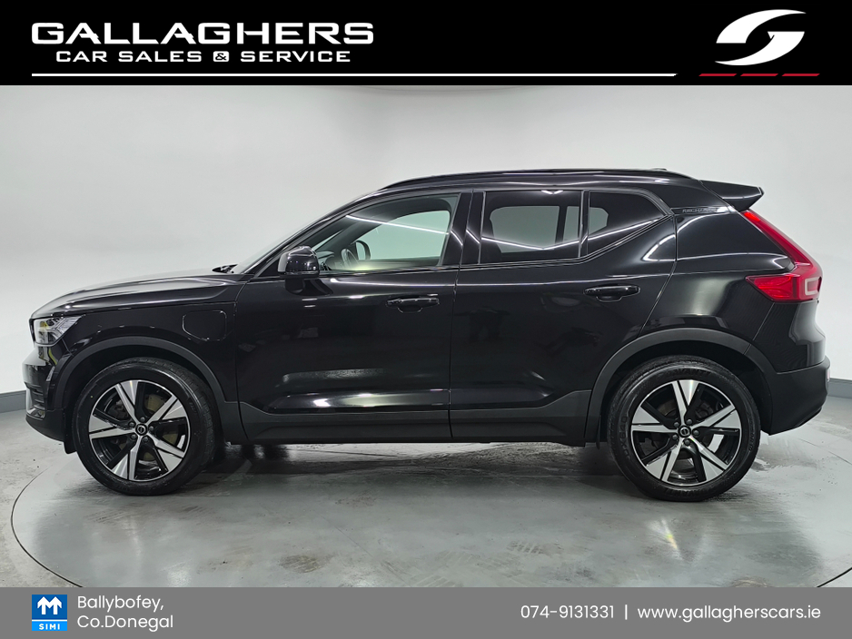 2022 Volvo XC40 (221) R-DESIGN T4 RECHARGE AUTO €33,995