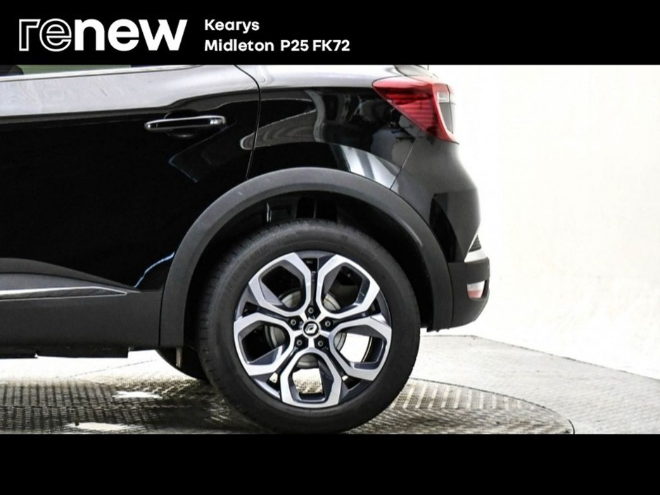 2024 Renault Captur - image 9