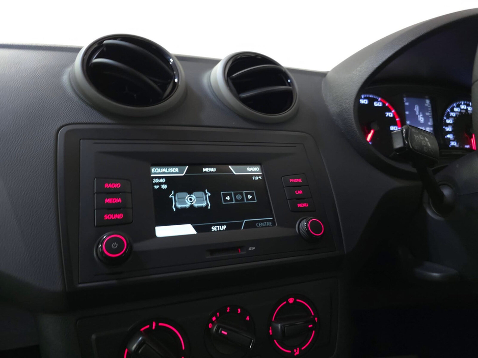 2016 SEAT Ibiza  €9,950