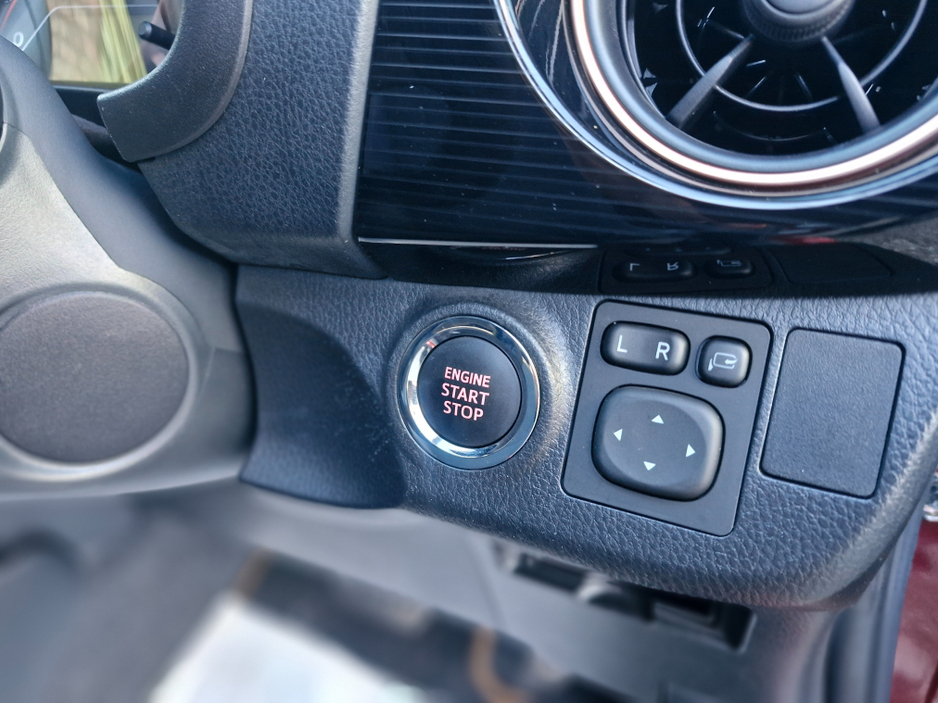 2018 Toyota Vitz AUTOMATIC LOW KMS FINANCE AVAILABLE €11,995