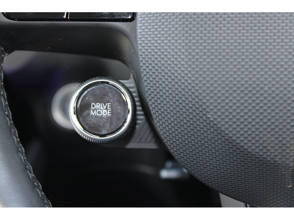 2025 Hyundai Inster - image 15