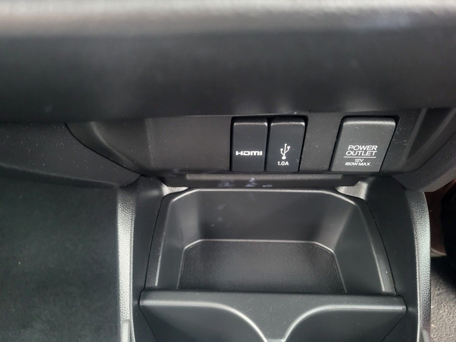 2019 Honda Jazz - image 10