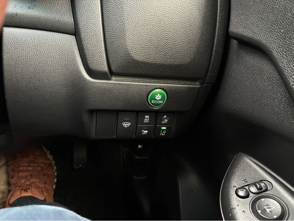 2017 Honda Fit 1.5i Petrol Hybrid L Automatic €13,500