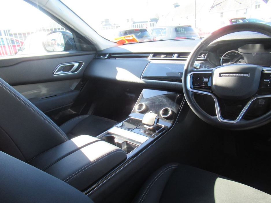2022 Land Rover Range Rover Velar - image 11