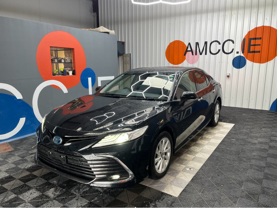 2021 Toyota Camry - image 5