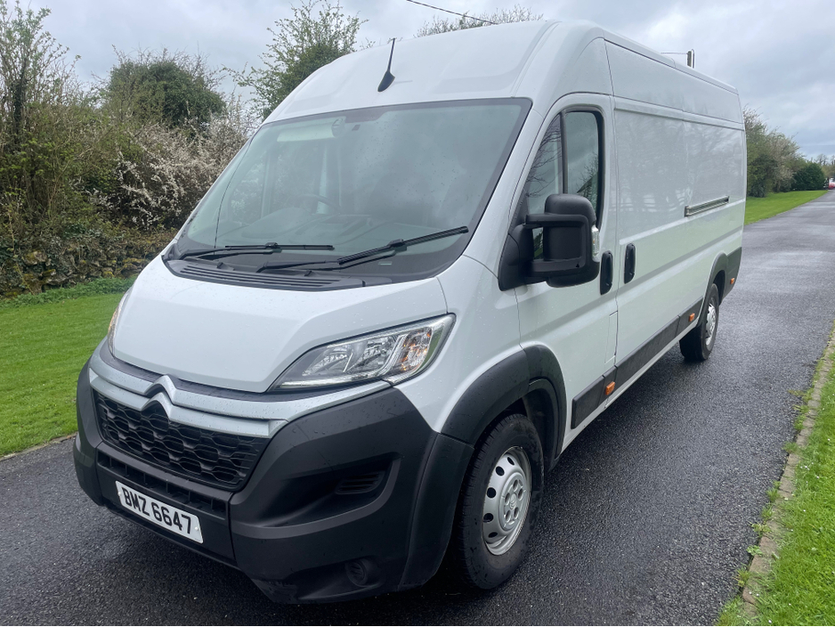 2023 Citroen Relay - image 2