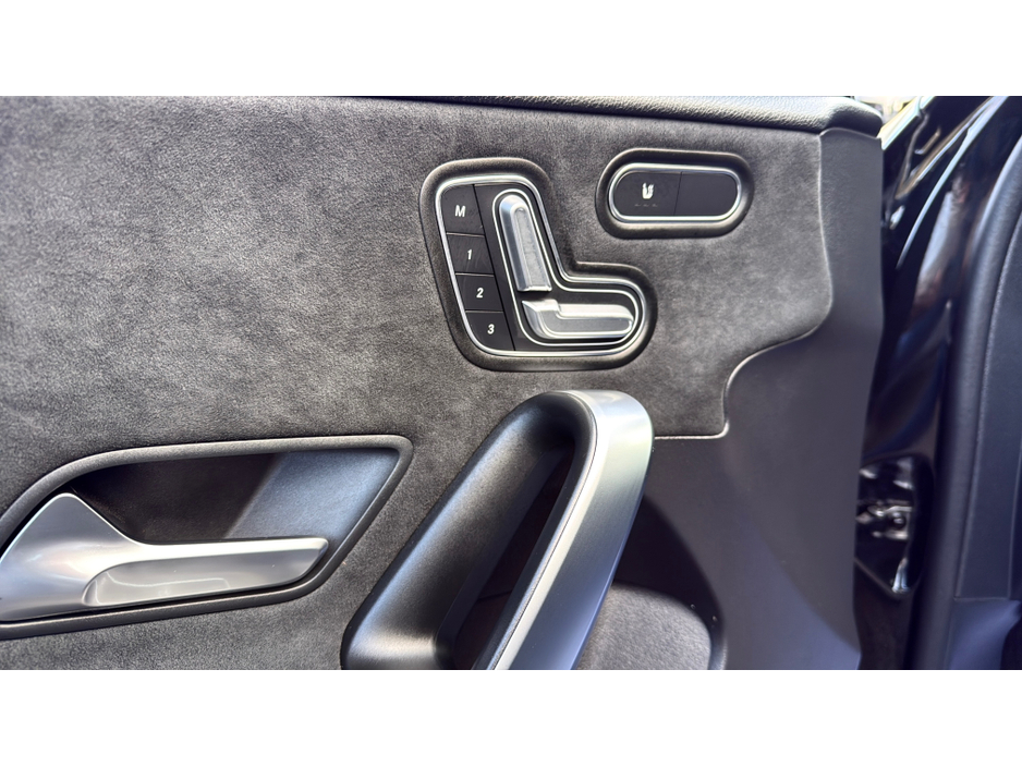 2021 Mercedes-Benz A Class AMG PREMIUM A200d *19,000KMS* SALOON-GIGANTIC SPEC-AUTO €32,900