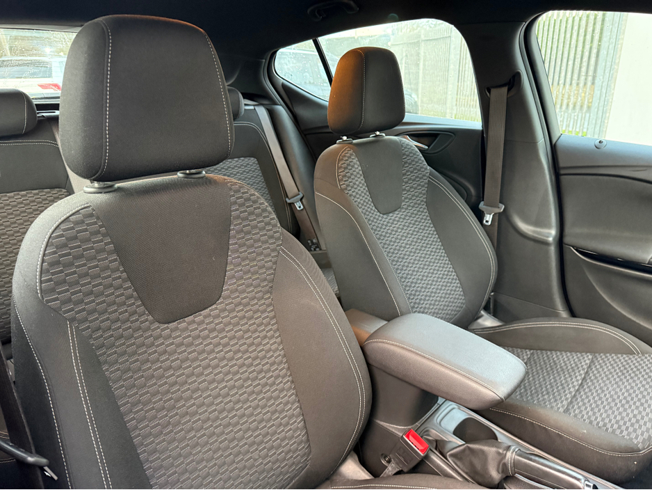 2017 Opel Astra ASTRA+ SRI 1.0T 105PS S/S 5DR €10,950