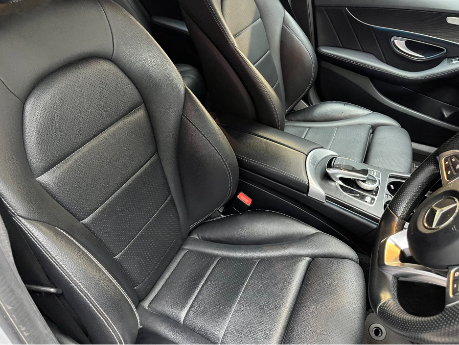 2017 Mercedes-Benz C Class 2017 MERCEDES-BENZ C220D LAUREUS EDITION 2.2 AUTOMATIC / CRUISE CONTROL / REVERSE CAMERA / ELECTRIC MEMORY & HEATED SEATS / PADDLE SHIFTERS / AMBIENT LIGHTS AND MORE