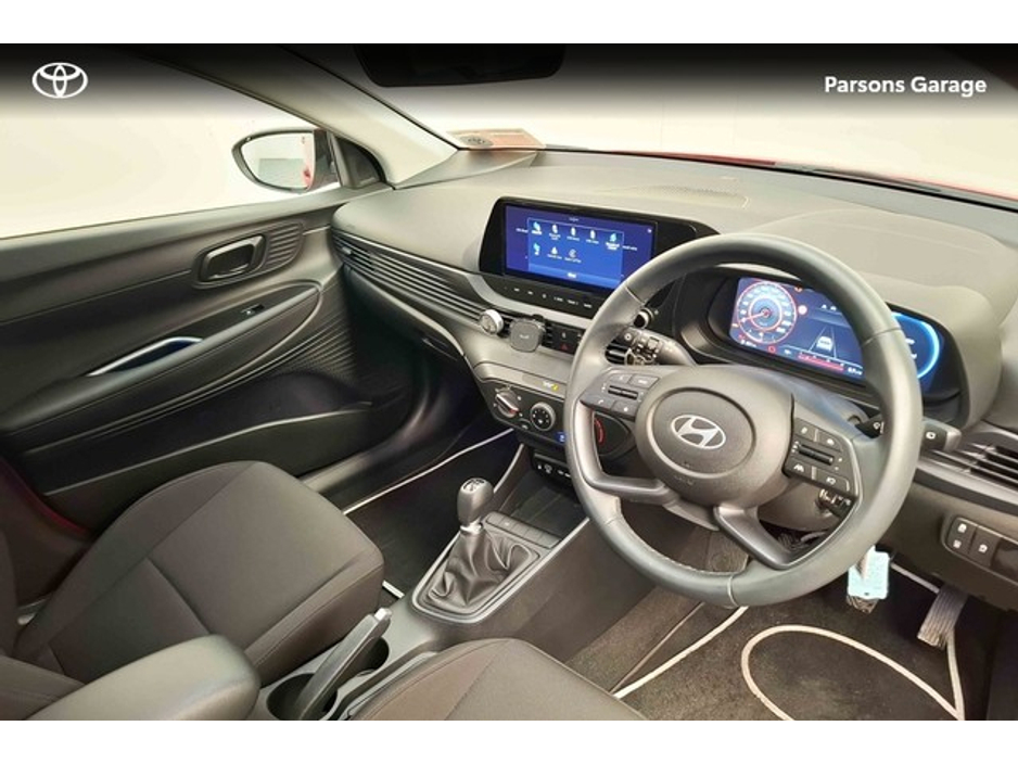 2025 Hyundai i20 - image 7