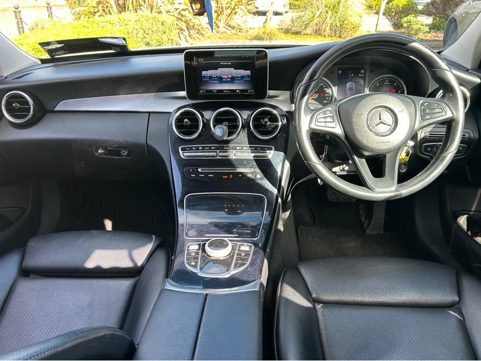 2018 Mercedes-Benz C Class - image 13
