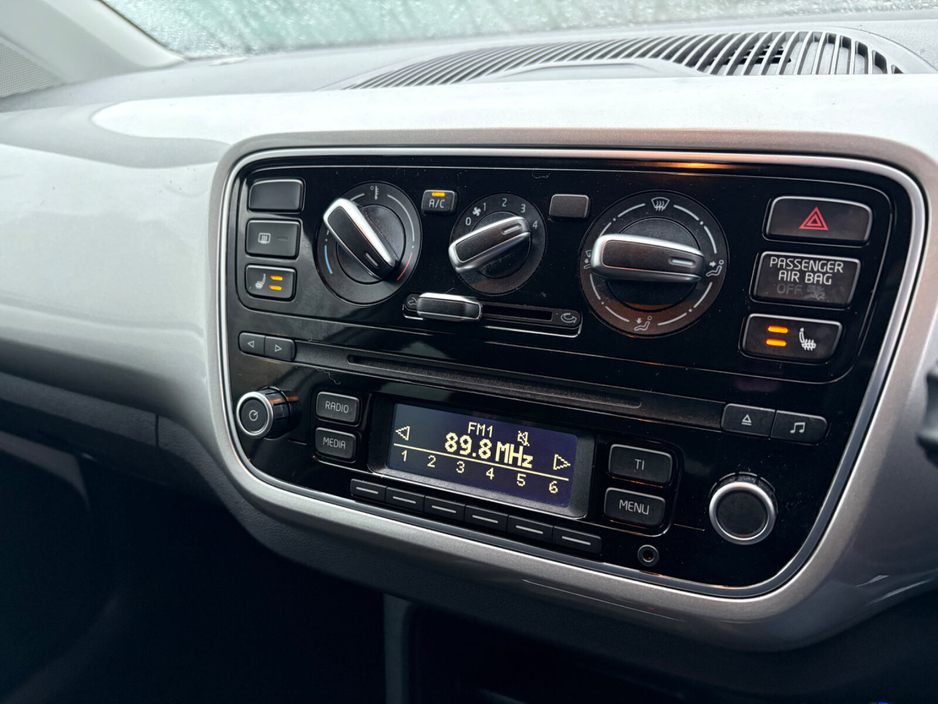 2014 Volkswagen up!  €8,490