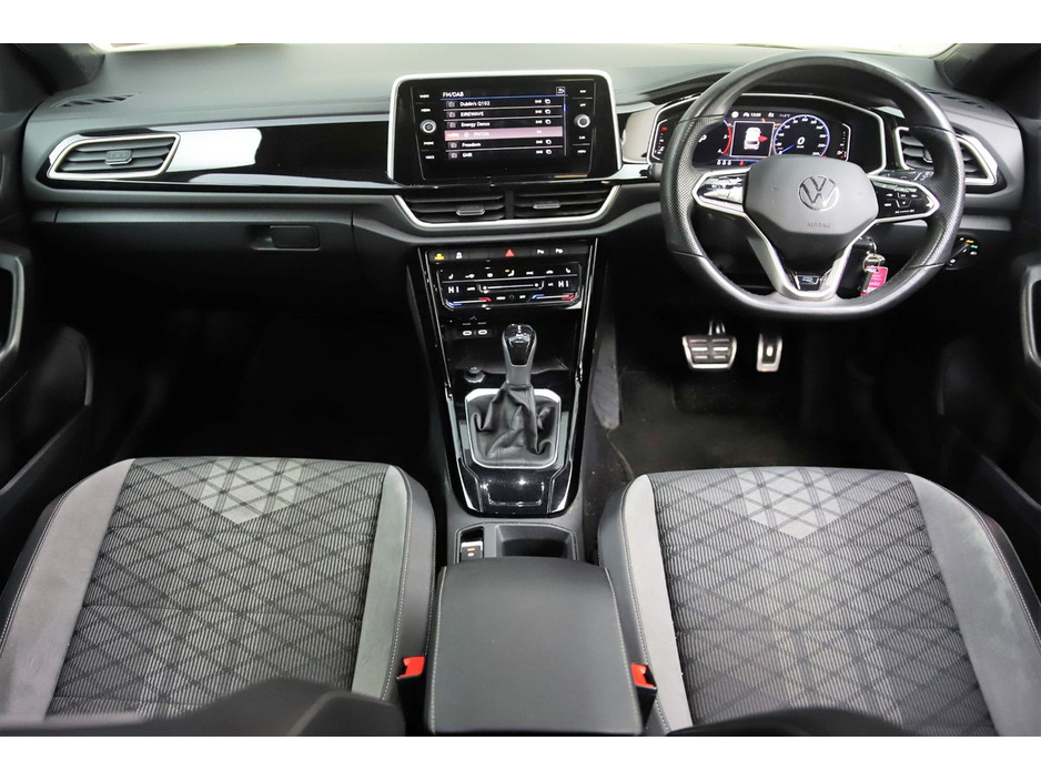 2023 Volkswagen T-Roc - image 15