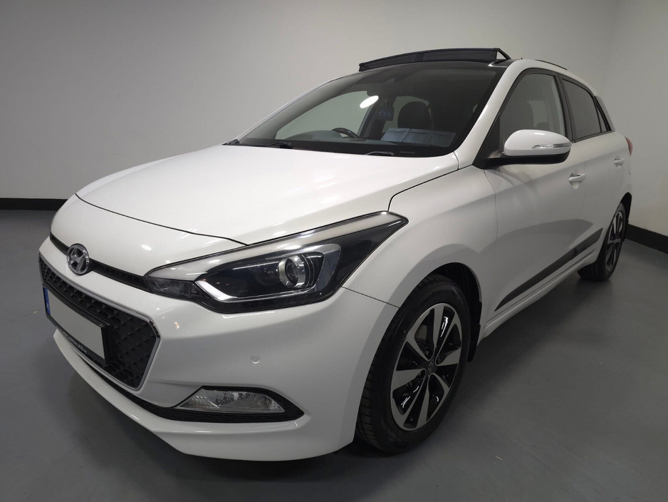 2015 Hyundai i20  €10,950