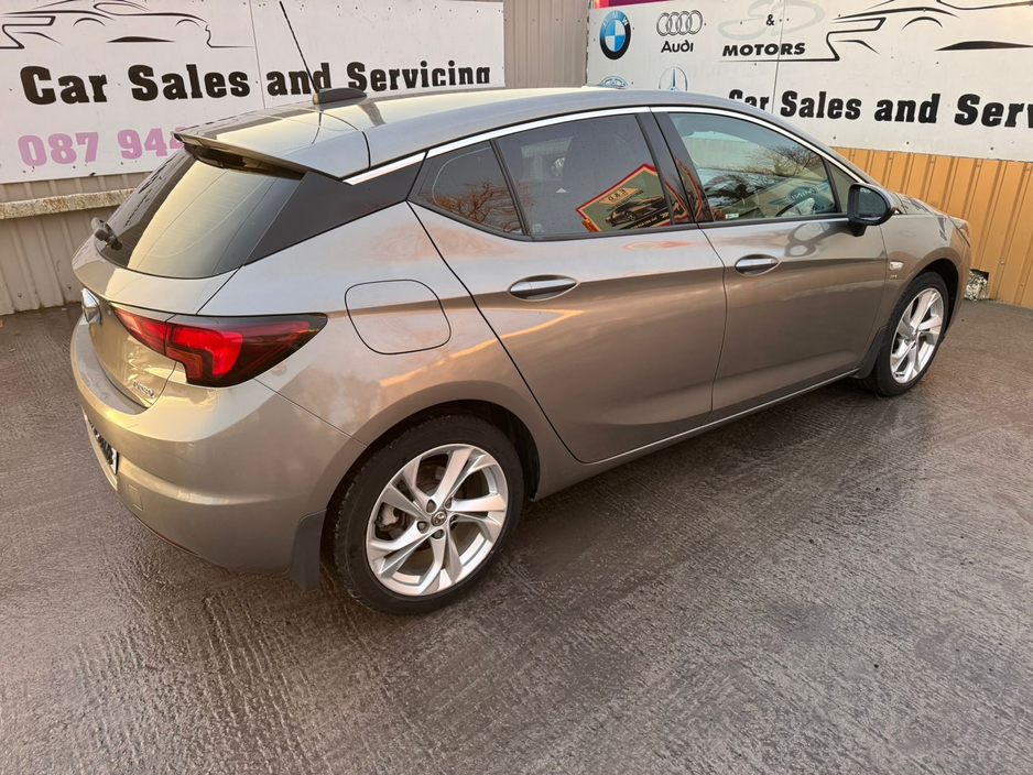 2017 Vauxhall Astra 1.4 TURBO SRI 147BHP 5DR €9,800