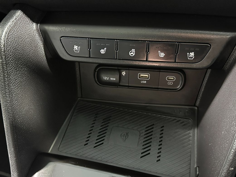 2025 Kia Sportage - image 25